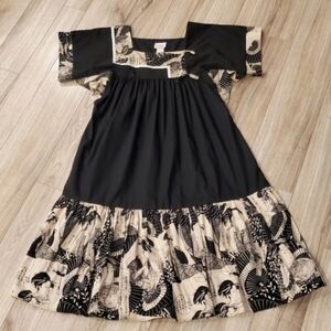 Vintage Hawaiian Midi Dress, Cotton, Black, Creamy Tan, Pattern, Small, LIKE NEW
